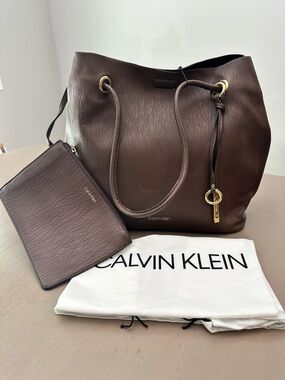Calvin Klein Gabrianna Novelty Tote Bag NWT Walnut Brown Leather Pouch Dust Bag